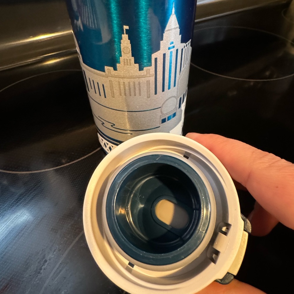Starbucks-Shanghai Skyline Blue Travel Mug - Picture 9 of 9